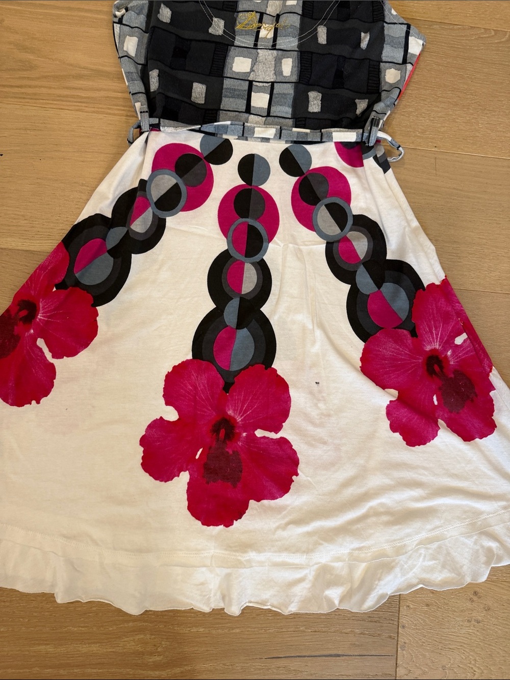 Desigual Women’s White Black Pink Red Floral Sundress size small - Picture 13 of 16